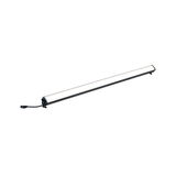 Lange LED-lamp met zwarte aluminium behuizing en witte diffuser voor moderne binnenverlichting