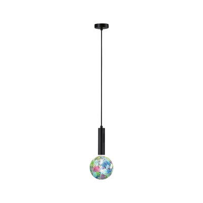 Moderne hanglamp met zwart metaal en kleurrijke mozaïek glazen bol voor stijlvolle verlichting