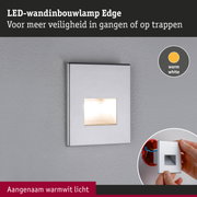 LED-wandinbouwlamp Edge in zilver met warmwit licht voor meer veiligheid in gangen en op trappen