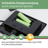 Schwarzes Ladegerät mit zwei grünen Lithium-Ionen-Akkus Typ 21700 für zuverlässige Energieversorgung
