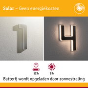 Zonne-energie huisnummerverlichting met wit frame en energiezuinige LED-verlichting