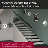 Appliques murales LED 2Form blanches pour éclairage direct et indirect dans un escalier