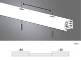 Teknisk tegning af hvidt aluminiumprofil med skruer og 150 mm boreafstand til LED-skinner.