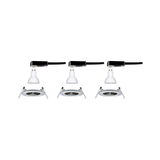 Trois ampoules LED GU10 blanches avec connecteurs noirs et cadres d'encastrement métalliques.