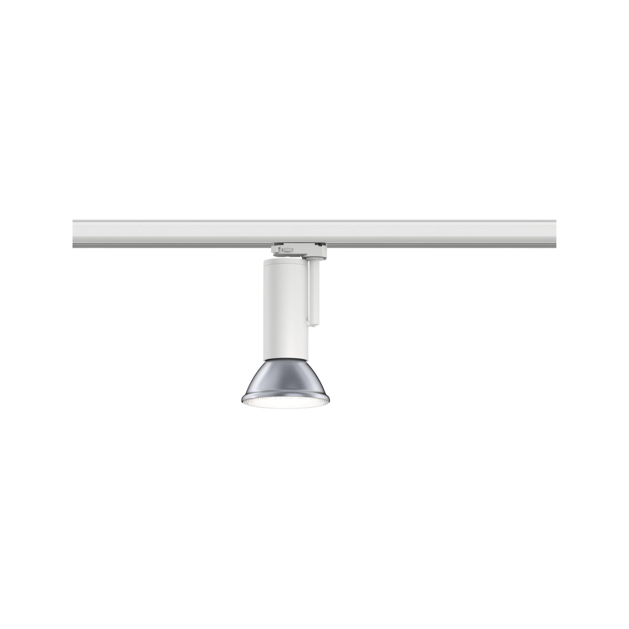 Moderner weißer LED-Strahler mit silberner Reflektorlinse an Schienensystem für Akzentbeleuchtung