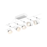Weißes LED-Schienensystem mit verstellbaren Strahlern und Chromringen für moderne Raumbeleuchtung