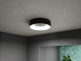 Ronde zwarte plafondlamp met witte diffuser, moderne LED binnenverlichting voor woonkamers.