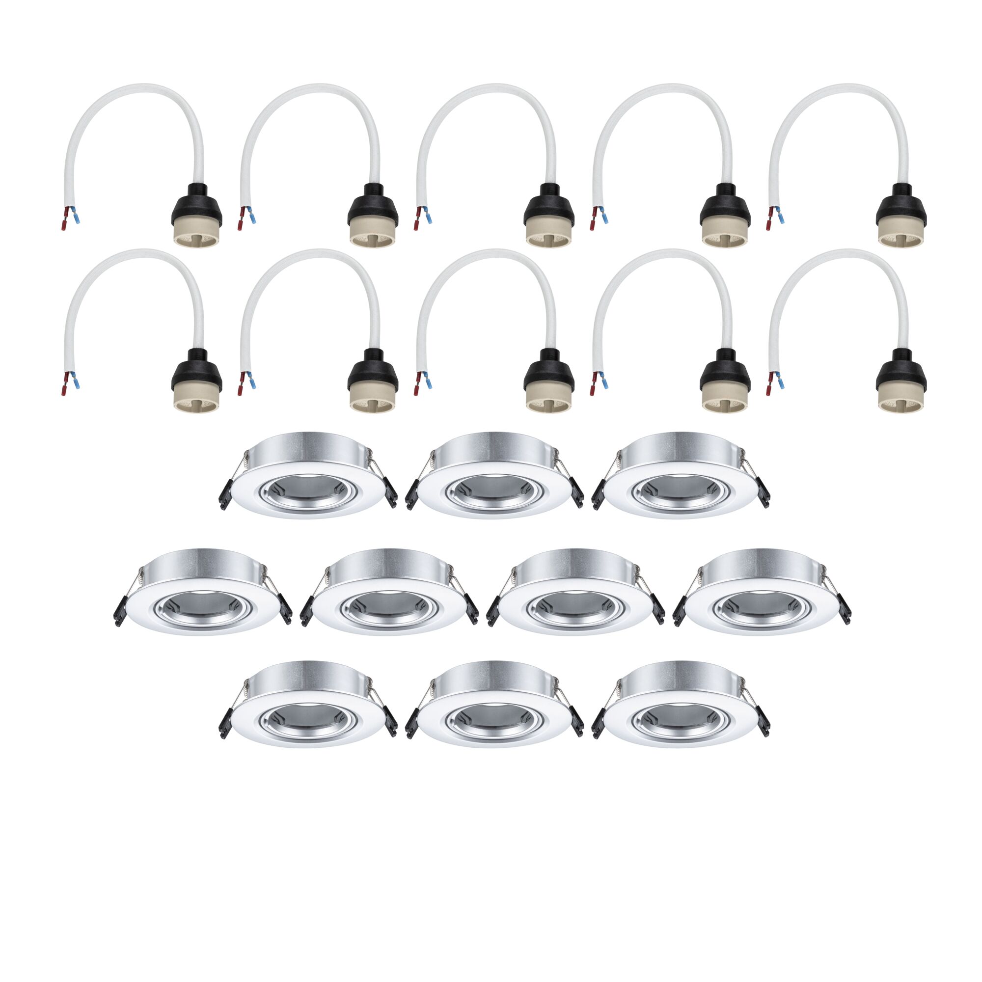 Twaalf zilverkleurige metalen inbouwspots met bijpassende witte kabelconnectoren voor LED-verlichting