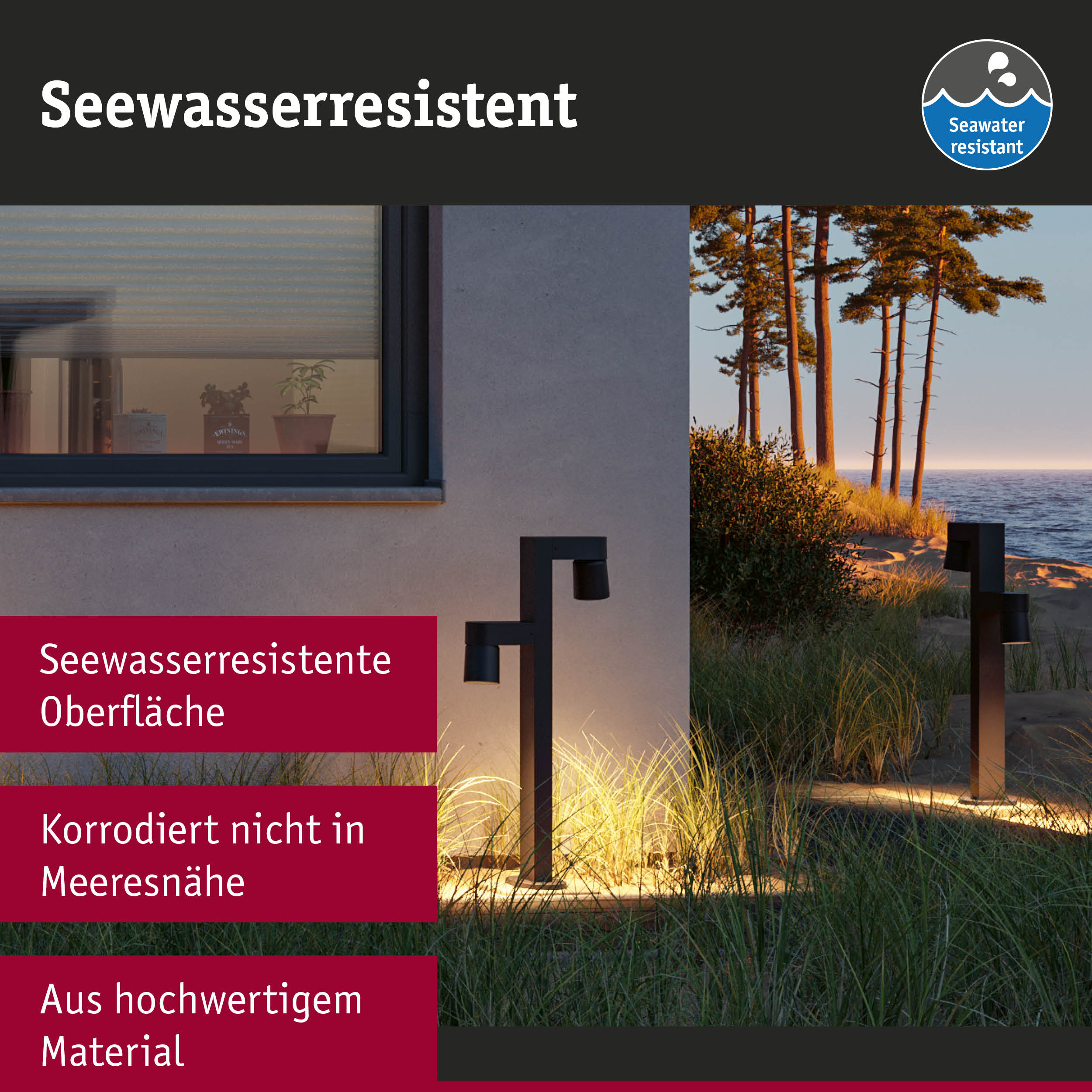 Schwarze Außenleuchten mit seewasserresistenter Oberfläche an Hauswand am Meer