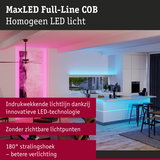 Moderne keuken met MaxLED Full-Line COB LED-lichtlijn in blauw en roze voor sfeerverlichting