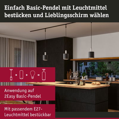 Moderne Küche mit drei schwarzen Basic-Pendel-Leuchten aus Metall über Holzinsel, E27 Leuchtmittel kompatibel
