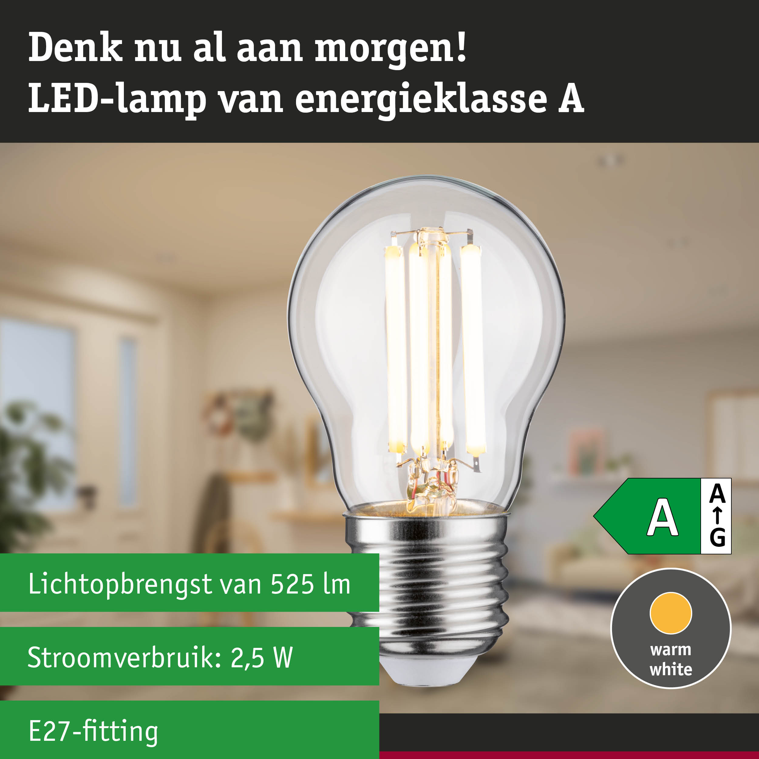 Transparante LED-lamp met warm wit licht en ultra-efficiënt energieverbruik tegen groene bosachtergrond