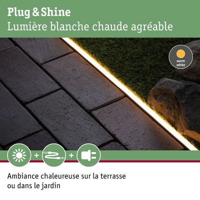 Bandeau LED blanc chaud en aluminium pour terrasse et jardin créant une ambiance chaleureuse