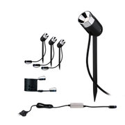 Set mit drei schwarzen LED-Gartenstrahlern aus Metall mit Erdspießen und Anschlusskabel für Außenbeleuchtung