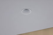 Spot encastré blanc en plastique intégré au plafond pour éclairage LED moderne