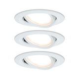 Trois spots encastrés LED blancs avec tête orientable pour un éclairage de plafond flexible