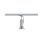 Moderner silberner LED-Strahler aus Metall an Schienensystem für flexible Beleuchtung