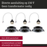Drie zwarte inbouwspots met GU10 fitting en witte aansluitkabel voor 230 V zonder transformator