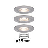 Trois spots encastrés ronds en aluminium brossé argenté de 35 mm de diamètre pour éclairage LED.