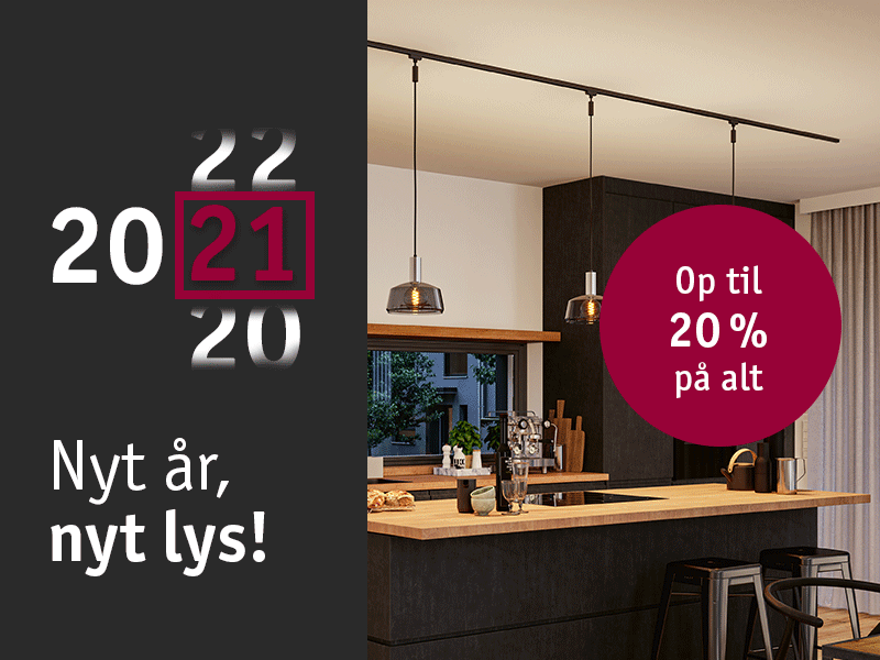 Moderne køkkenbelysning med tre sorte pendler over træbordplade, 20% rabat tilbud.