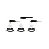 Drei schwarze Einbaustrahler mit weißen GU10 LED-Lampen und Anschlusskabeln für Innenbeleuchtung