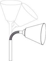 Drie witte leeslampen met verstelbare kappen en flexibele metalen armen voor woonverlichting