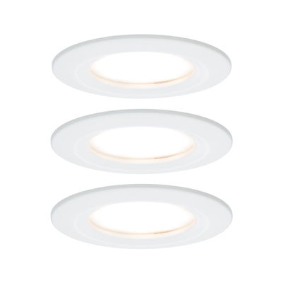 Drie witte LED-inbouwspots met warm wit licht voor moderne plafondverlichting