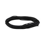 Schwarzes Kabel in Schlaufe gebündelt, flexibles Material für Elektroinstallationen und Beleuchtung.