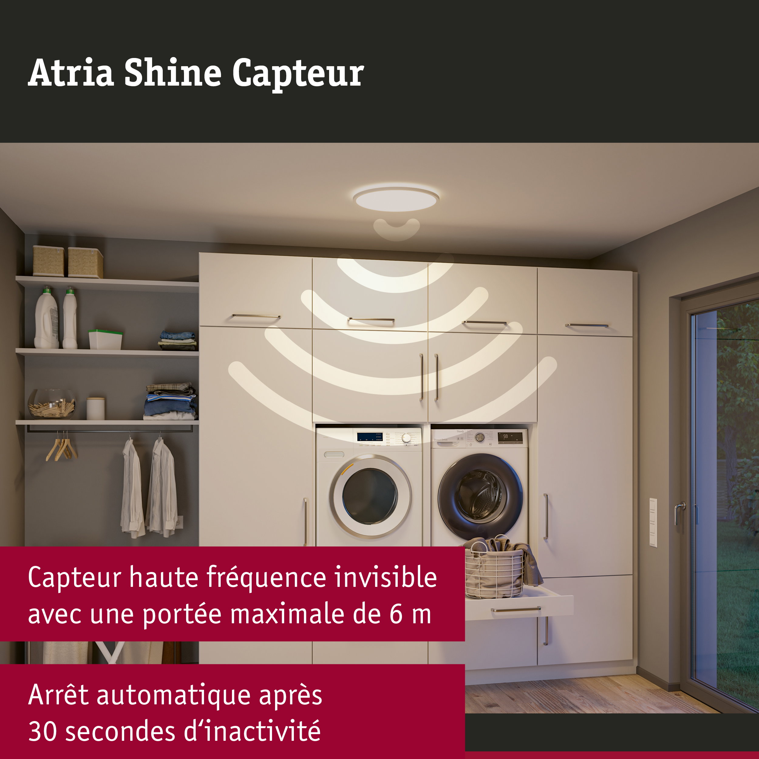 Plafonnier blanc Atria Shine avec capteur dans une buanderie moderne avec lave-linge et sèche-linge