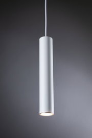 Schlichte weiße Aluminium-Pendelleuchte mit zylindrischem Design für moderne Innenbeleuchtung.