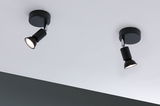 To sorte LED-loftspots i metal med justerbare hoveder til målrettet belysning.