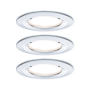 Drei runde Einbauleuchten aus Chrom mit warmweißem LED-Licht für moderne Raumbeleuchtung