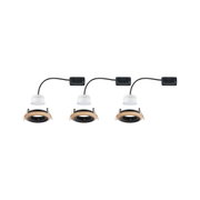 Drei Einbaustrahler mit Holzring und schwarzem Innenring, LED-Leuchten mit Kabel und Anschlussbox.