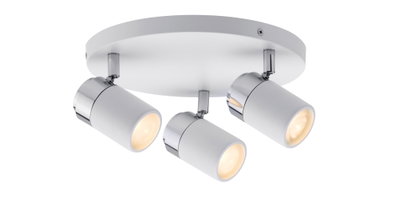 Spot plafond triple en métal blanc avec détails chromés pour un éclairage intérieur moderne