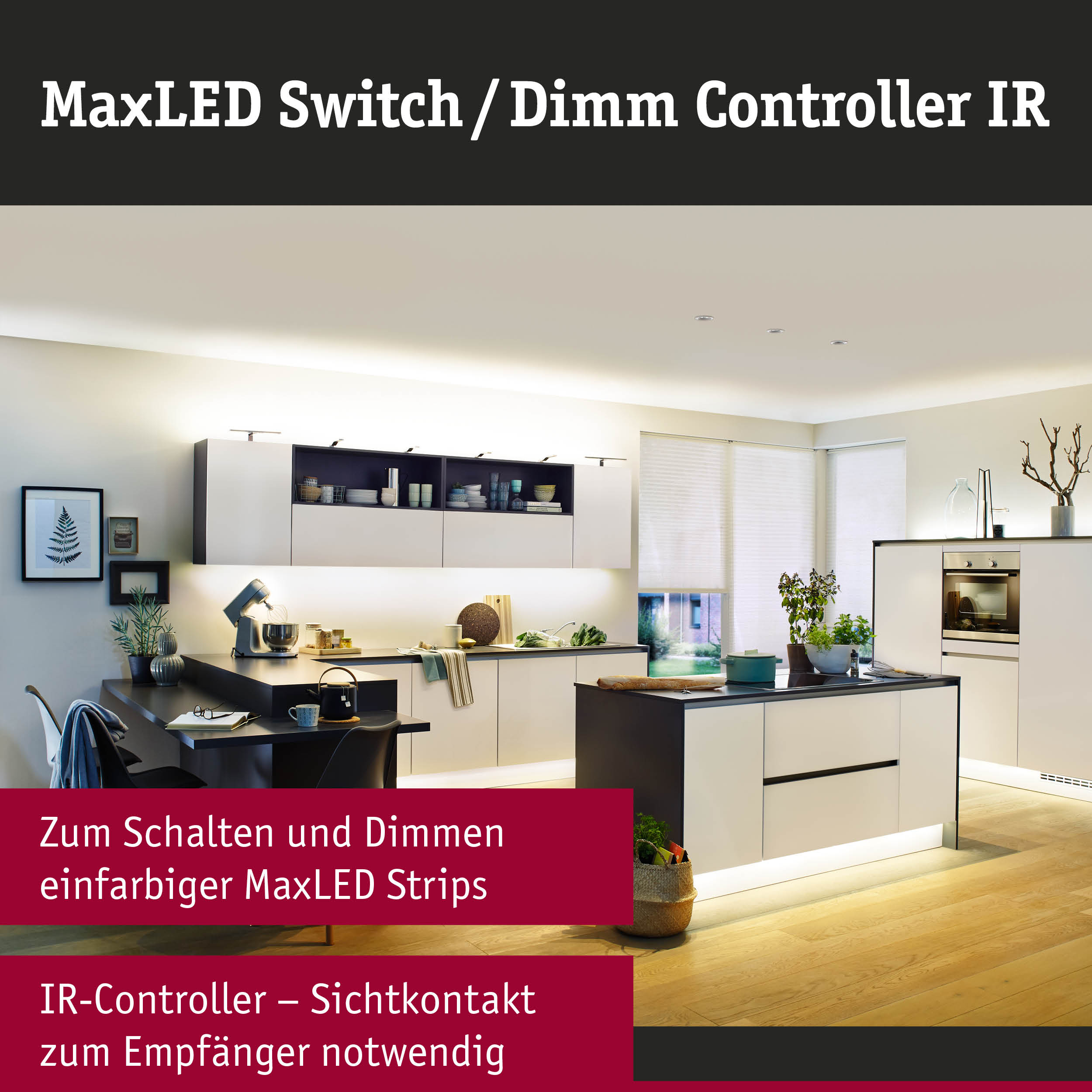 Moderne weiße Küche mit schwarzer Arbeitsfläche und LED-Beleuchtung unter Hängeschränken