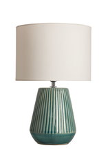 Tafellamp met groene keramische voet en witte stoffen kap, modern woonaccessoire voor verlichting