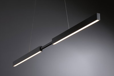 Suspension LED noire en métal au design linéaire avec lumière blanc chaud pour intérieurs modernes