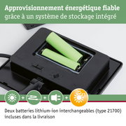 Chargeur noir avec deux batteries lithium-ion vertes pour une alimentation énergétique fiable