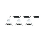Drei weiße LED-Einbaustrahler mit schwarzen Anschlussboxen und Metallclips für Deckeneinbau