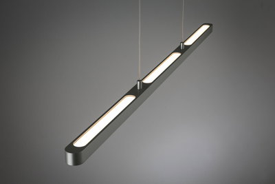 Moderne LED-Pendelleuchte aus Aluminium in Grau mit warmweißem Licht für Wohnräume