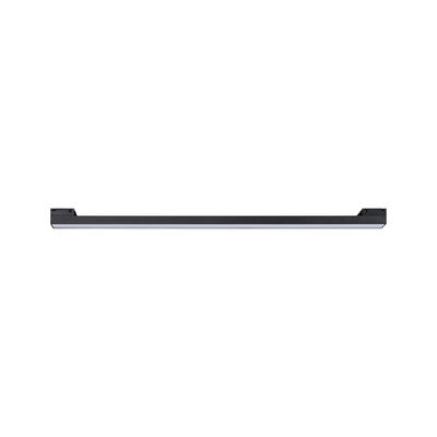 Schlanke schwarze LED-Leuchte aus Aluminium mit weißem Diffusor für moderne Innenbeleuchtung