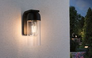 Schwarze Außenwandleuchte aus Metall mit klarem Glas und sichtbarer LED-Glühbirne für Gartenbeleuchtung