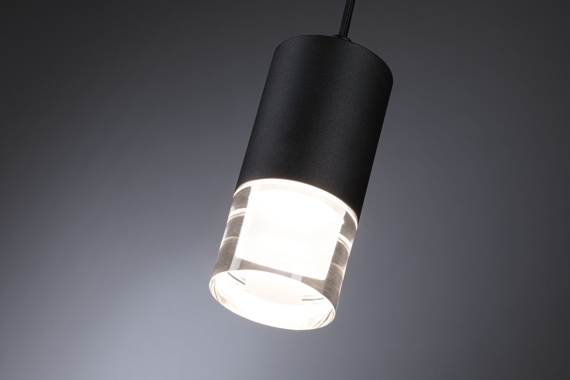 Suspension LED noire avec verre transparent et lumière blanc chaud pour intérieurs modernes