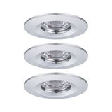 Drie witte metalen inbouwspots met helder glas voor moderne LED-plafondverlichting