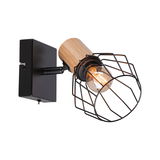 Væglampe med sort metalbur og lyst træhus, moderne industrielt design