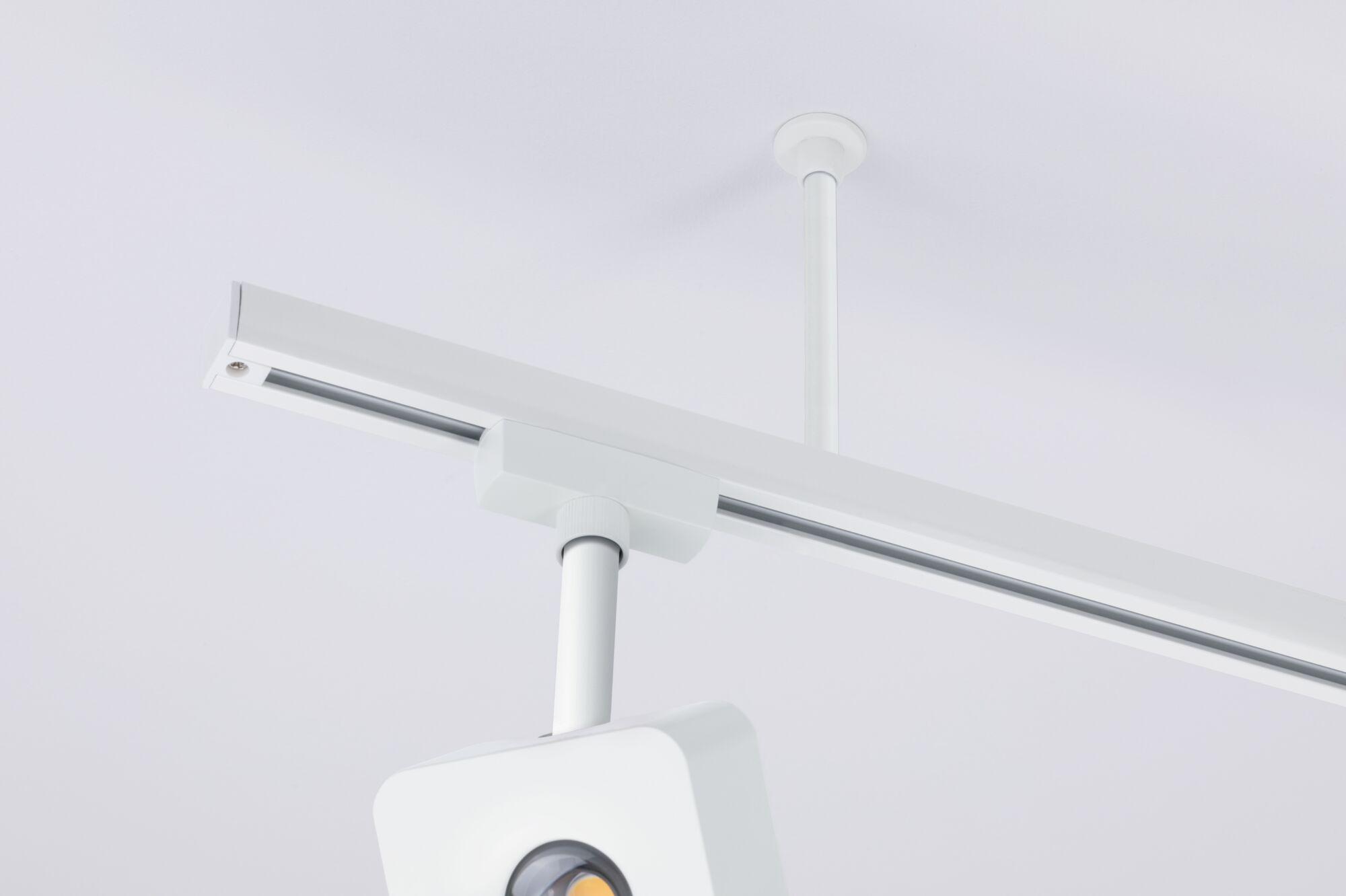 Weißer LED-Schienenstrahler aus Metall an weißer Decke montiert für moderne Innenbeleuchtung
