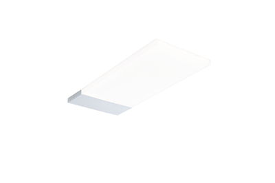 Plafonnier LED rectangulaire avec diffuseur blanc et cadre en aluminium argenté pour un éclairage moderne