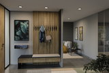 Moderne hal met houten paneel, bank en warmwit LED-inbouwspots voor sfeerverlichting thuis