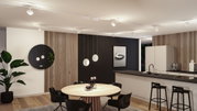 Moderne Wohnküche mit runder Holz-Tischplatte, schwarzen Stühlen und weißen Pendelleuchten an der Decke