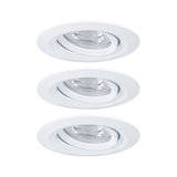 Drei weiße Einbaustrahler aus Kunststoff mit verstellbarem Reflektor für moderne LED-Beleuchtung